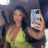 Jadyn Katz - @jadynkatz - Poshmark